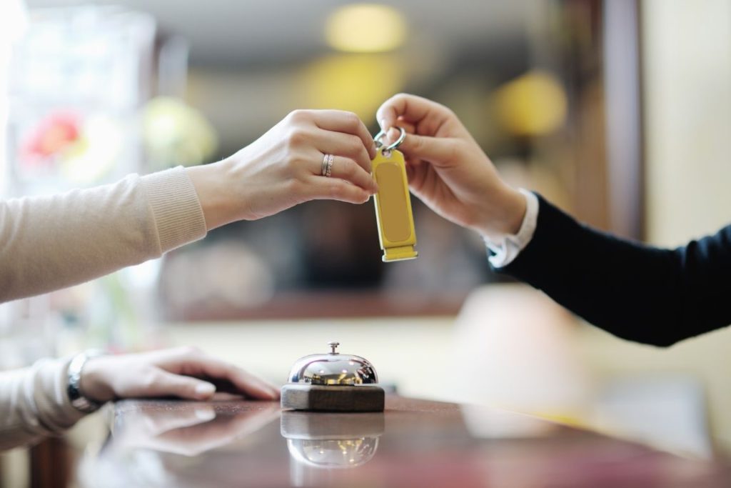 Key Differences Between Corporate Housing and Hotels
