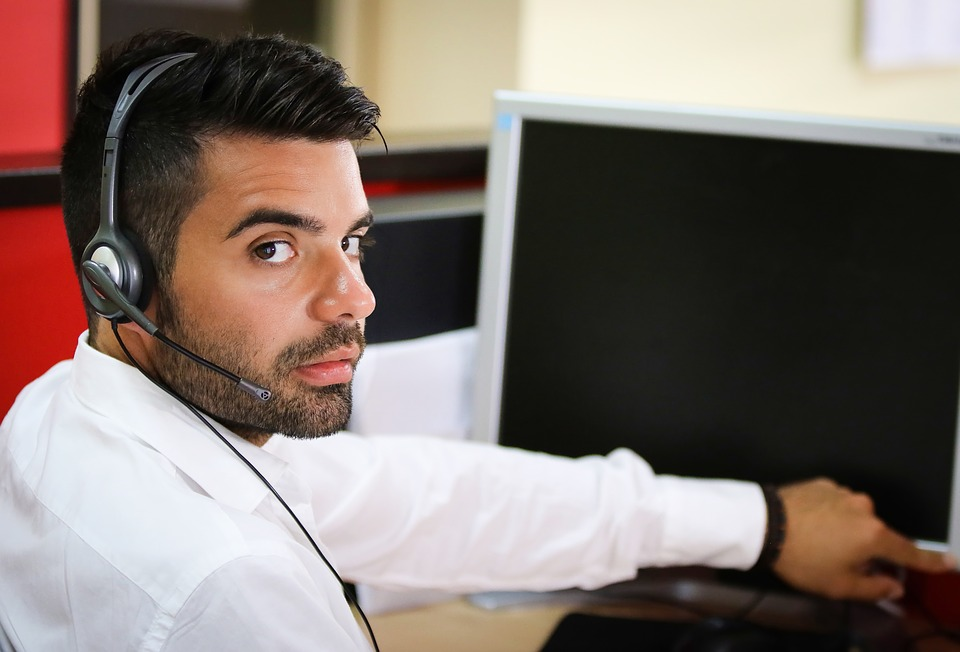 The 4 Advantages of Predictive Dialing to a Contact Center