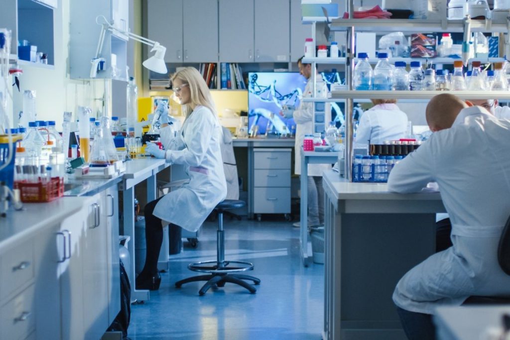 Different Careers That Are in Laboratories