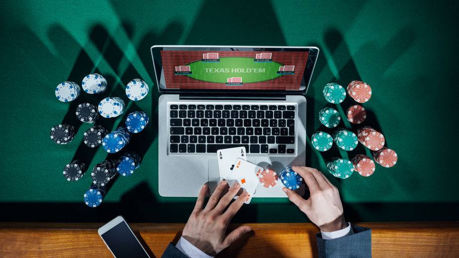 Why is Online Poker So Popular?