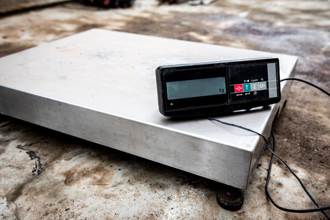 3 Main Types of Weighing Scales for Your Business