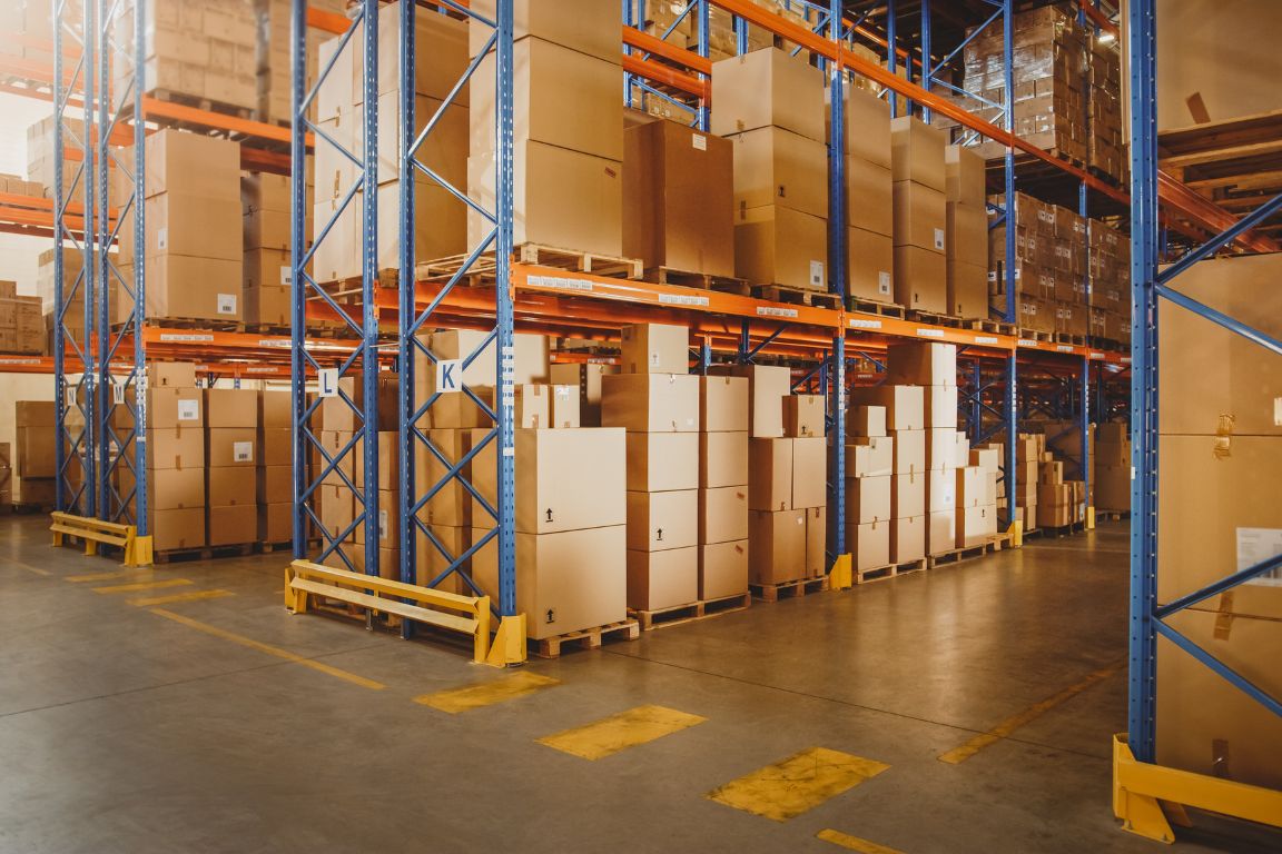 Common Pallet Racking Mistakes That Can Damage Stock