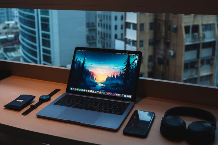 Windows hybrid intelligence on a Surface Laptop Ultra workspace